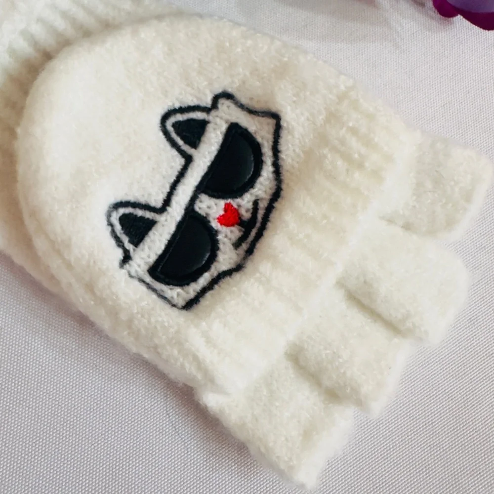 KARL LAGERFELD ~ Cozy Off-White Gloves wi/Logo Cat Design Fold Over Finger Cover